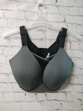 Livi Active Molded Cups Sports Bra 42F Wide Strap High Impact